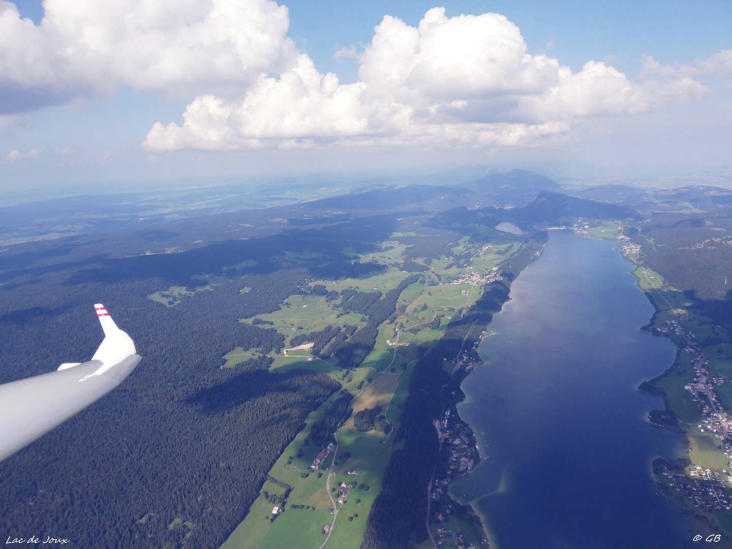Lac-de-Joux.jpg