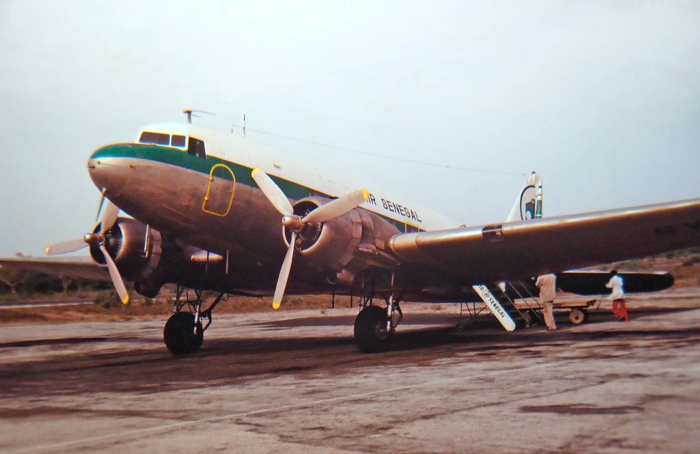 DC-3-Ziguinchor-1978.jpg