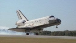 Orbiter on landing approach