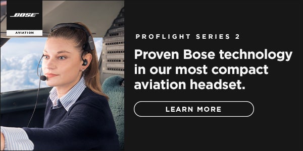 Bose 'NBAA Proflight Series 2 Female pilot